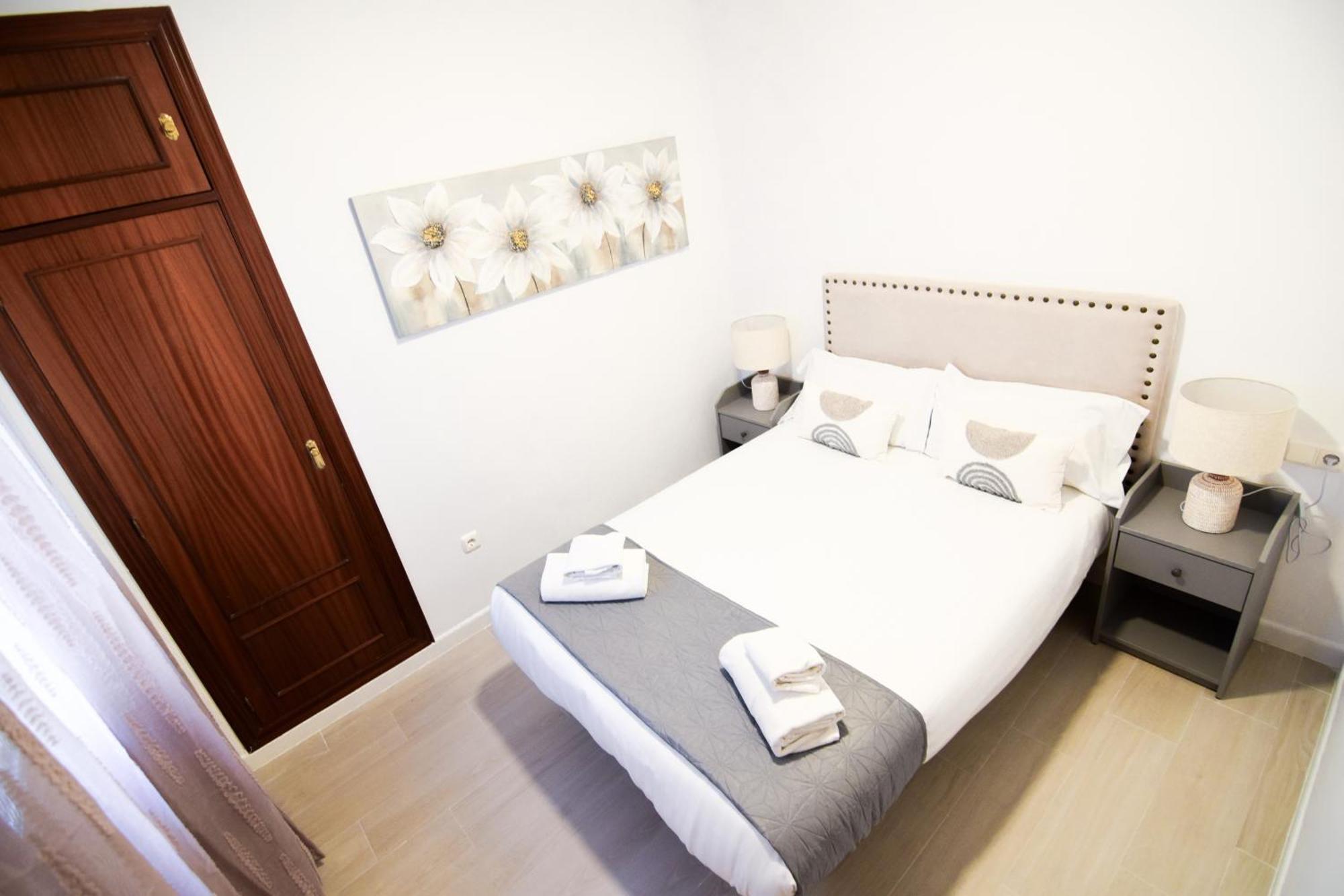 Appartamento Letmalaga Cobblestone St. Esterno foto